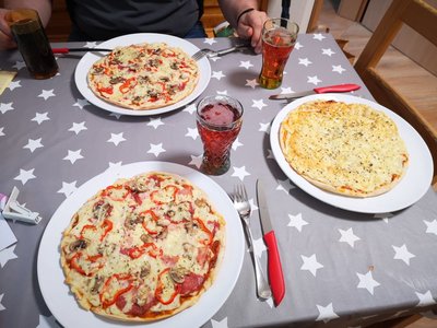 Pizza2.jpeg